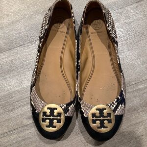 Tory Burch Snake Skins Ballerina Shoes Gold Logo Size7.5